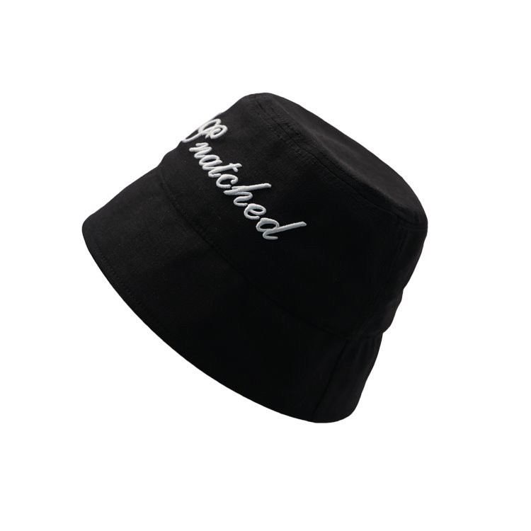 topi bucket berbahan katun dengan logo custom bordir 3D